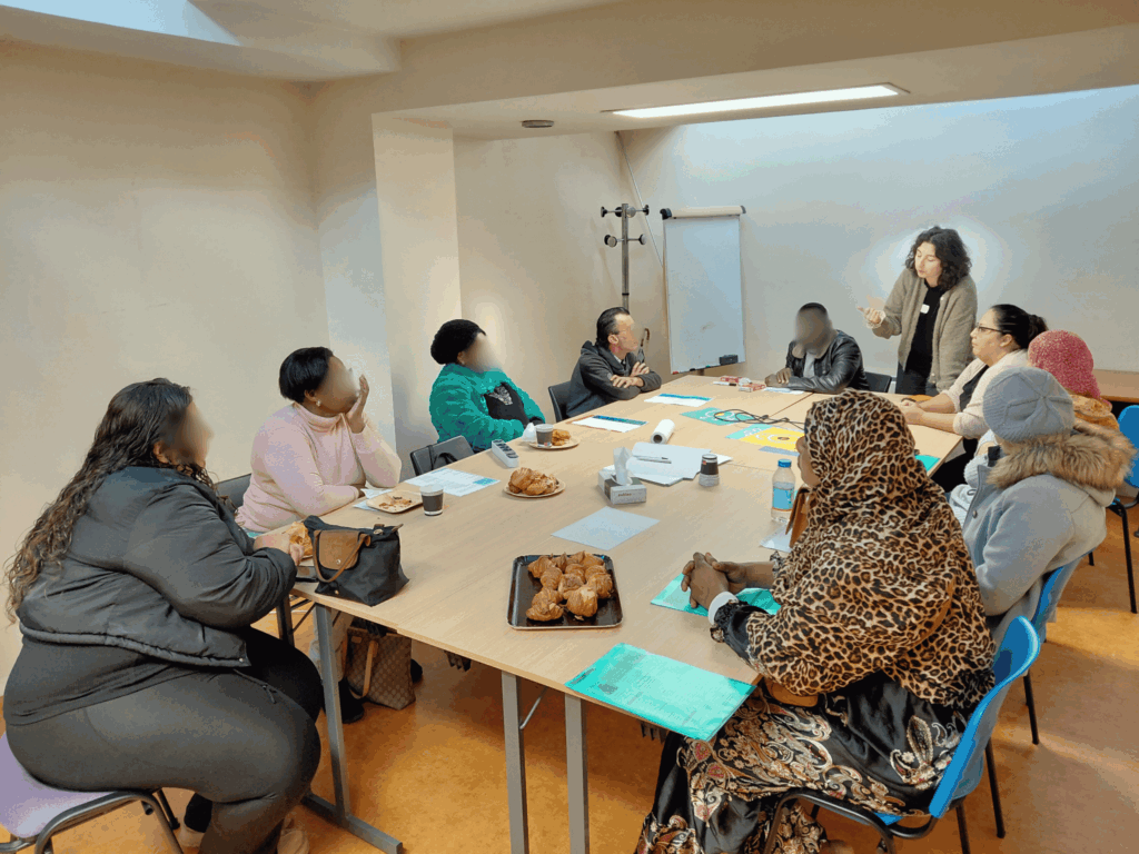 L’équipe de Séquoia Partenaire Emploi échange avec les participants de la Matinale de l’Emploi, symbolisant l’engagement et la proximité au service de l’insertion professionnelle.